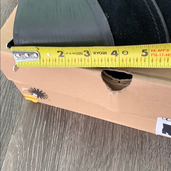 UGG boots - Picture 8 of 9